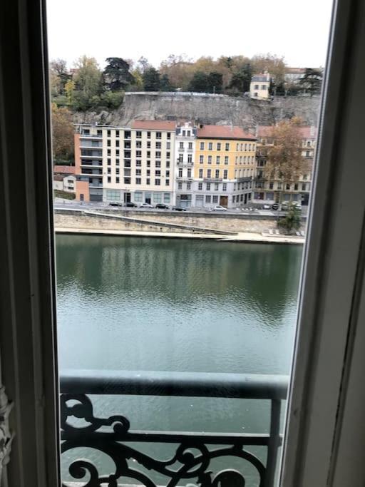 Vue Sur L'Eau Lägenhet Lyon Exteriör bild